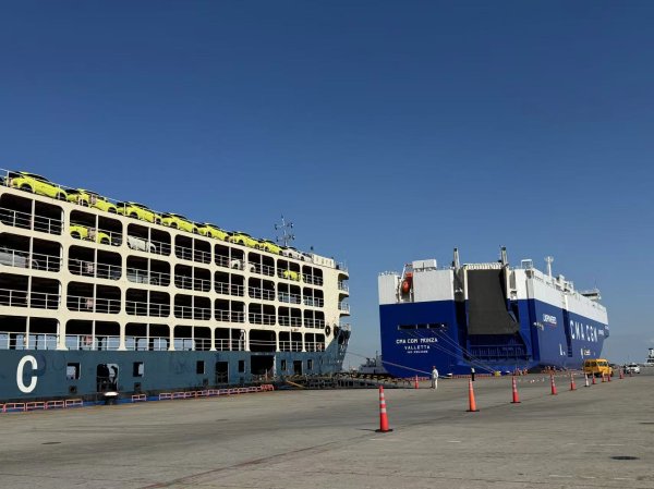 低息配资股票 国产汽车加速“出海”，这个码头前8个月出口了近百万辆｜活力中国调研行